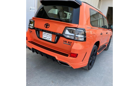 Фонари задние Toyota Land Cruiser 200