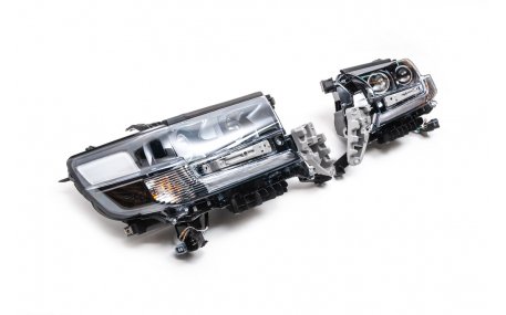 Фары передние Toyota Land Cruiser 200