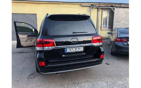 Комплект обвеса Toyota Land Cruiser 200