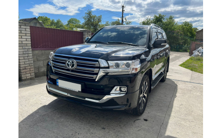 Накладки на бампера Toyota Land Cruiser 200