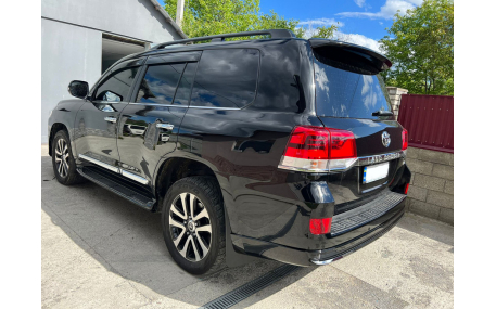 Накладки на бампера Toyota Land Cruiser 200
