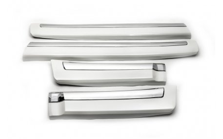 Молдинги дверей Toyota Land Cruiser 200