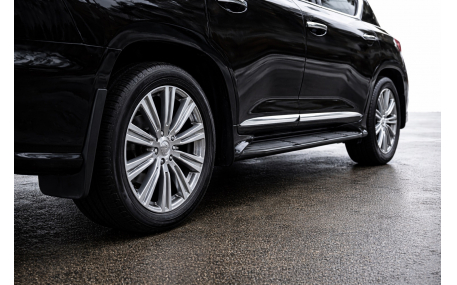 Молдинги дверей Lexus LX570