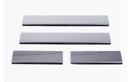 Накладки на пороги Citroen C4