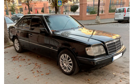 Дефлекторы окон Mercedes E-class W124