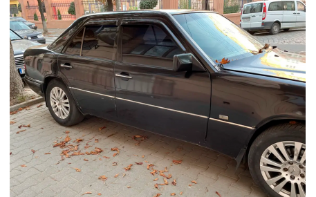 Дефлекторы окон Mercedes E-class W124