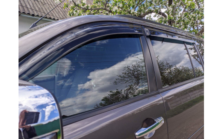Дефлекторы окон Mitsubishi Pajero Sport