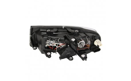 Фара передняя Skoda Superb