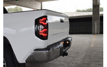 Фонари задние Toyota Tundra 2014-2021