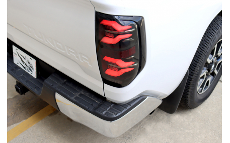 Фонари задние Toyota Tundra 2014-2021