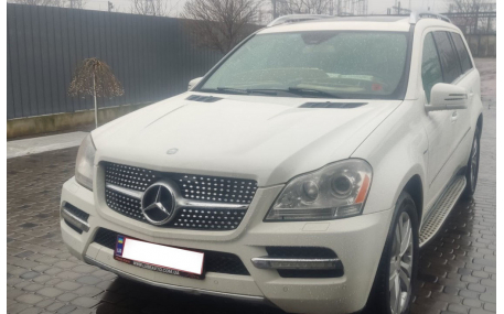 Решетка радиатора Mercedes GL-class X164