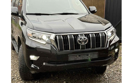 Реснички Toyota Land Cruiser Prado 150 2017-2023