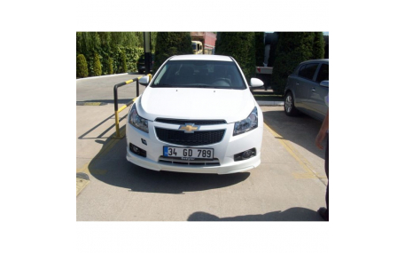 Накладка передняя Chevrolet Cruze