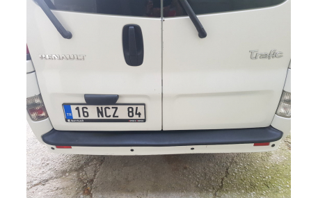 Накладка на задний бампер Renault Trafic