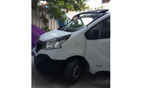 Козырек Opel Vivaro