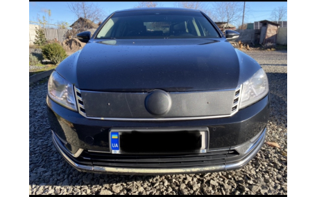 Зимняя накладка на решетку Volkswagen Passat B7