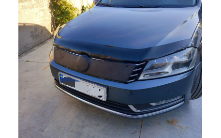 Зимняя накладка на решетку Volkswagen Passat B7