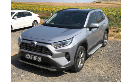 Подножки Toyota RAV4