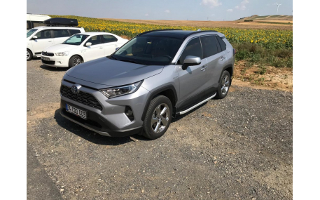 Подножки Toyota RAV4