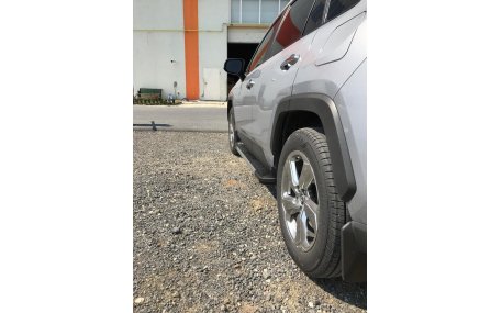 Подножки Toyota RAV4