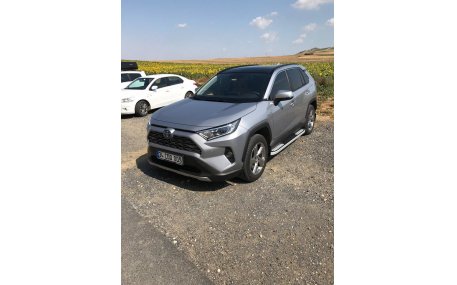 Подножки Toyota RAV4