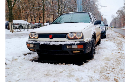 Зимняя накладка на решетку Volkswagen Golf 3