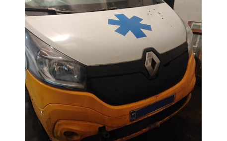 Зимняя накладка на решетку Renault Trafic