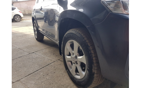 Брызговики Toyota RAV4