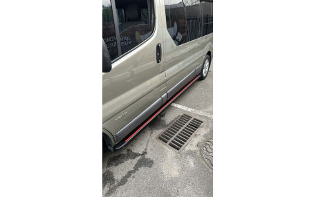 Подножки Renault Trafic