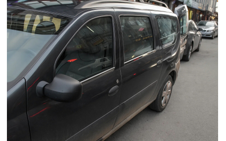 Хром накладки Renault Logan MCV