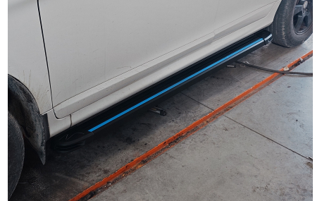 Подножки Volvo XC60