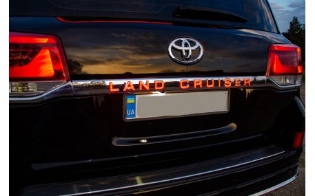 Хром накладки Toyota Land Cruiser 200