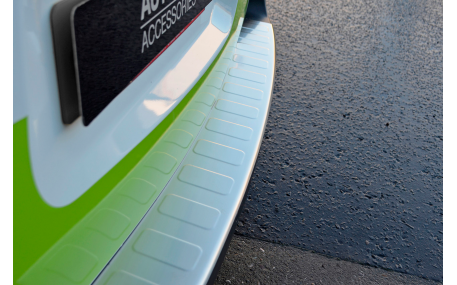 Накладка на задний бампер Citroen Jumpy