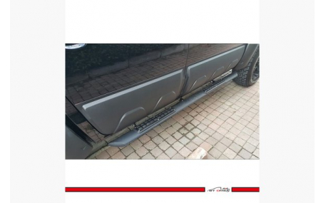 Молдинги дверей Volkswagen Amarok