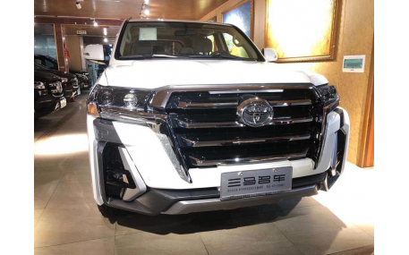 Комплект обвеса Toyota Land Cruiser 200