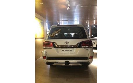 Комплект обвеса Toyota Land Cruiser 200
