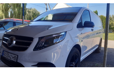 Фары передние Mercedes Vito W447