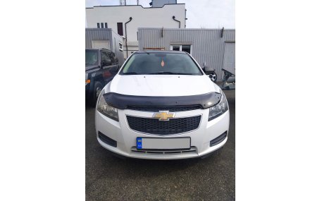 Дефлектор капота Chevrolet Cruze 