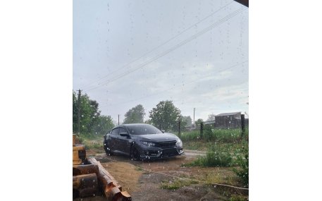Накладка передняя Honda Civic