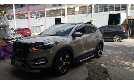 Дефлектор капота Hyundai Tucson 