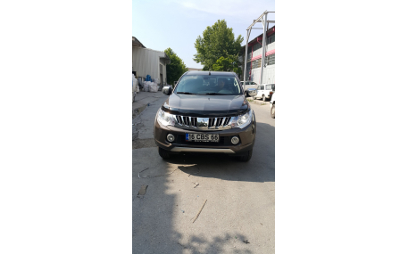 Дефлектор капота Mitsubishi L200 