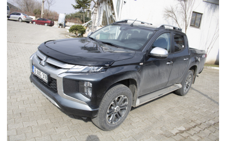 Дефлектор капота Mitsubishi L200 