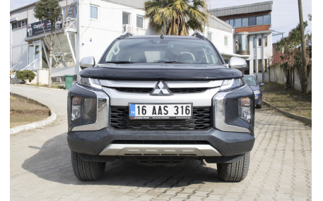 Дефлектор капота Mitsubishi L200 