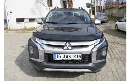 Дефлектор капота Mitsubishi L200 