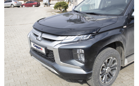 Дефлектор капота Mitsubishi L200 