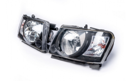 Фары передние Nissan Patrol Y61 2004-2008