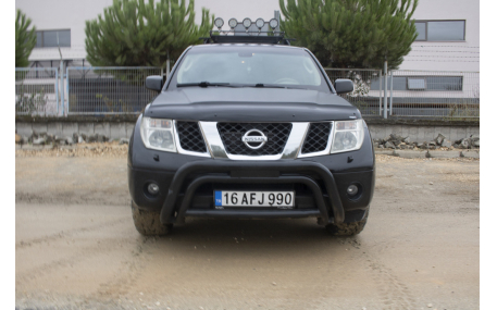 Дефлектор капота Nissan Navara