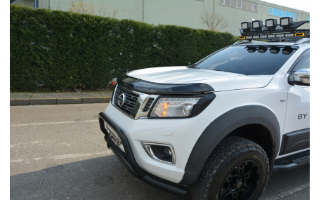 Дефлектор капота Nissan Navara