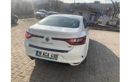 Накладка на задний бампер Renault Megane
