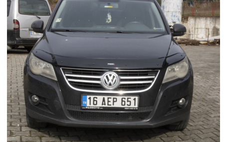 Дефлектор капота Volkswagen Tiguan